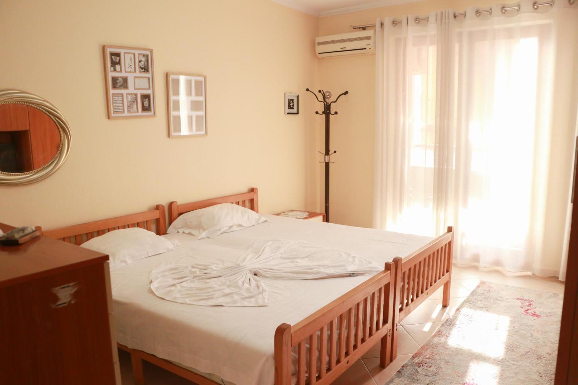 Nest&Rest Studios Tirana Extérieur photo