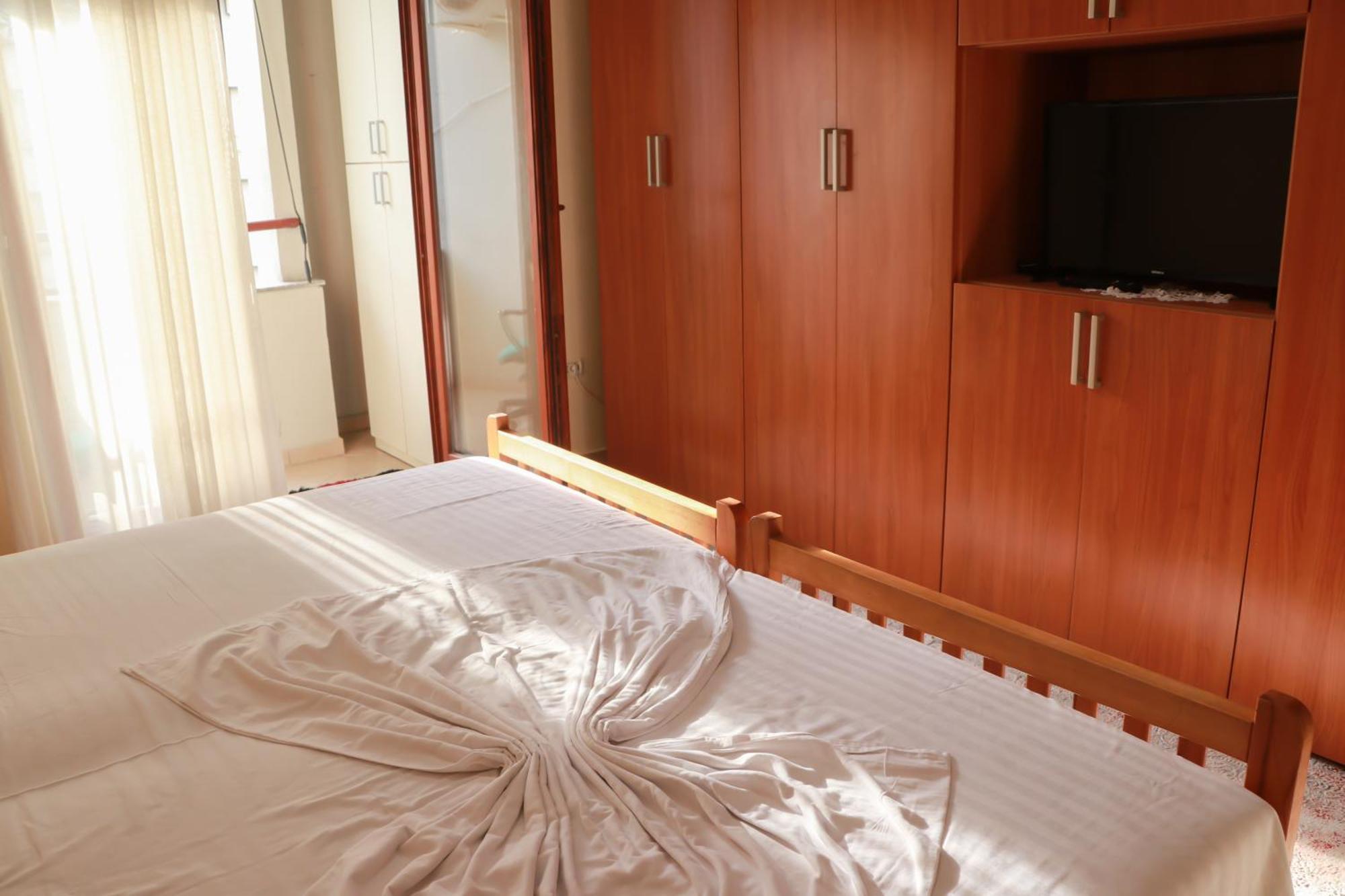 Nest&Rest Studios Tirana Extérieur photo