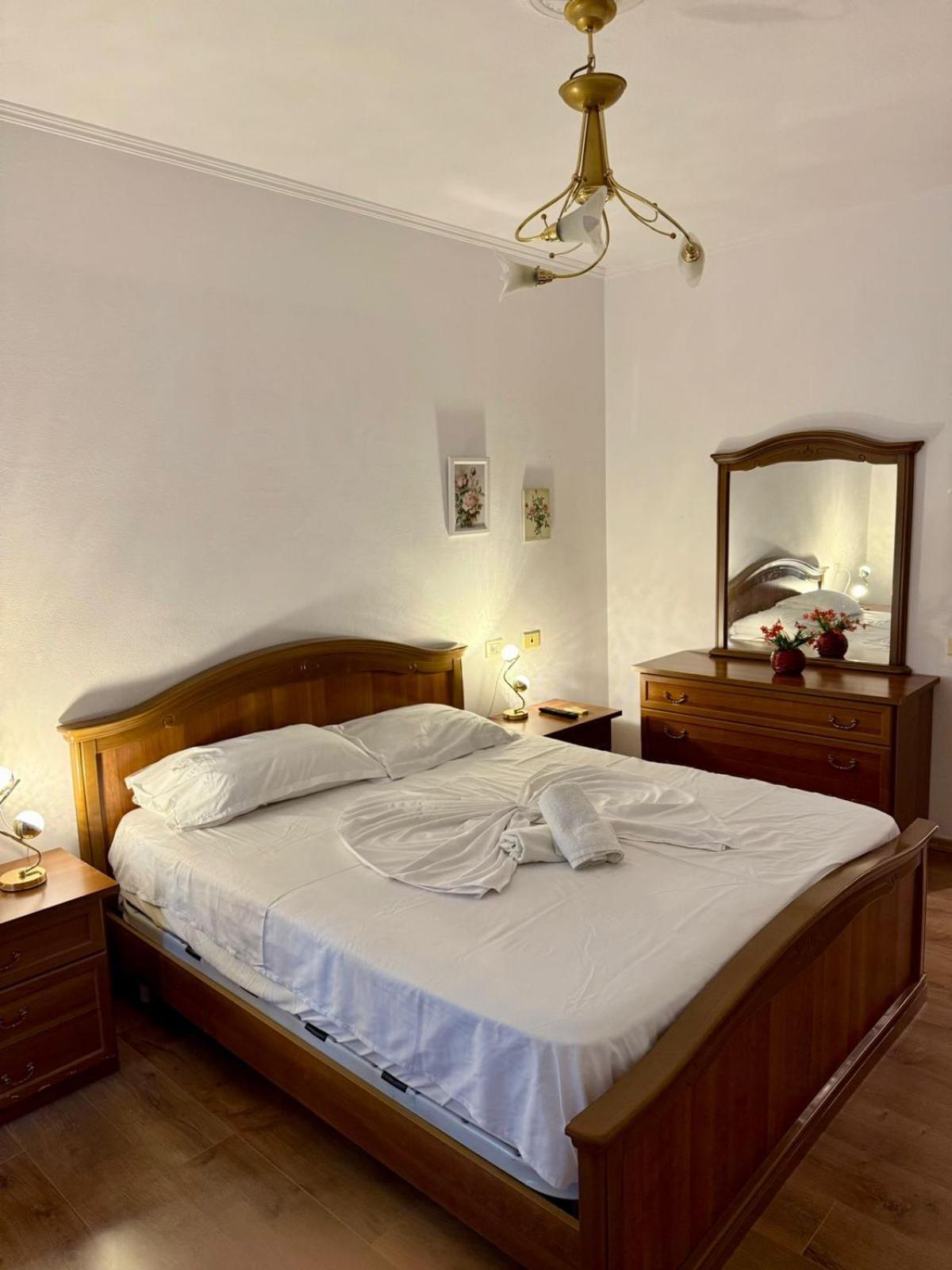 Nest&Rest Studios Tirana Extérieur photo